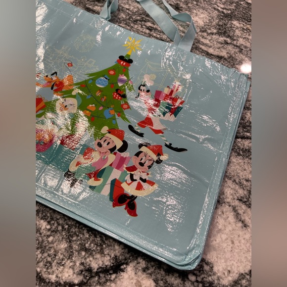 Disney Christmas Holiday Re Usable Tote WDW - Picture 4 of 9